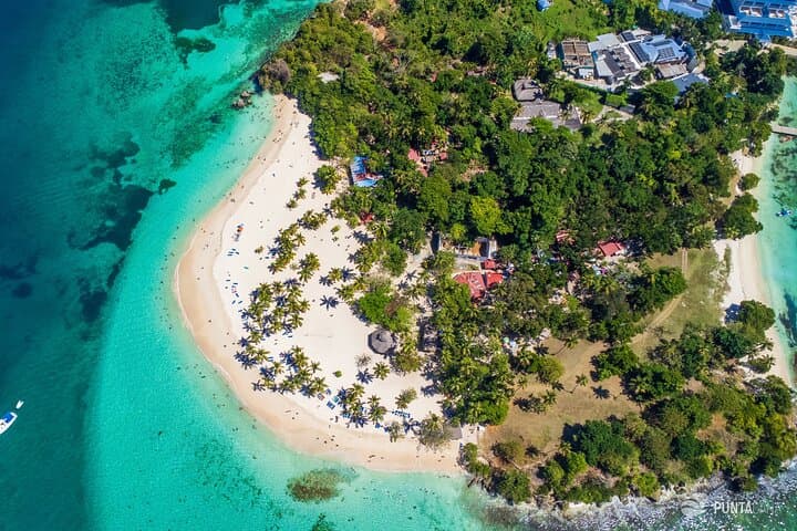 Samana Day Trip: Cayo Levantado (Bacardi Island) and El Limón Waterfall