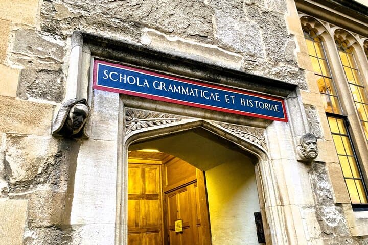 Walk the Dreaming Spires — Private Half-Day Guided Tour in Oxford photo 2