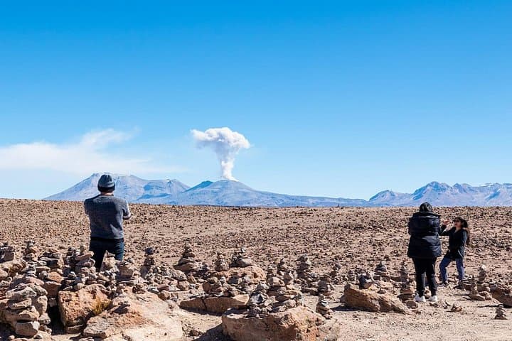 2-Day Colca Canyon Tour from Arequipa — Cruz del Condor & Optional Puno Transfer