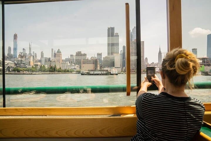 Experience Iconic New York Sights on a Scenic Boat Cruise photo 4