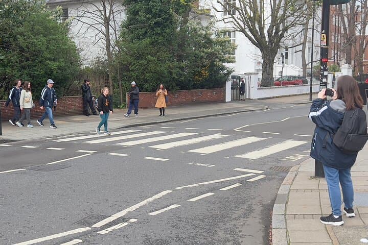 Private Transfer from Warner Bros. Studio Tour to Central London: Reliable One-Way Ride photo 5