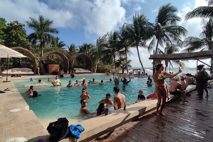Catamaran to Isla Mujeres from Cancun — Open-Bar Snorkel & Beach Club Day photo 6