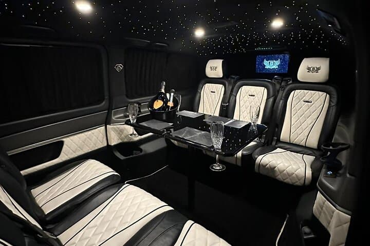 Luxury Limousine Landmarks of London: 4-Hour Private Tour photo 1