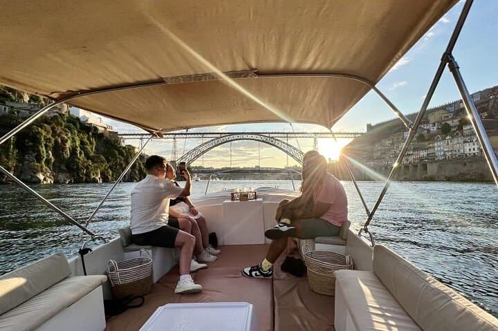 Douro River Cruise in Porto: Small-Boat Port Wine Tasting & Snacks