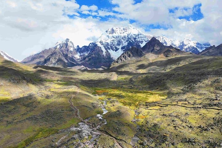 Seven Turquoise Lagoons Around Ausangate: Full-Day Private Tour from Cusco photo 2