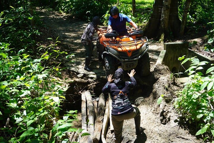 Santa Fe de Antioquia Private Tour + 450cc ATV Adventure & Fruit Tasting photo 3
