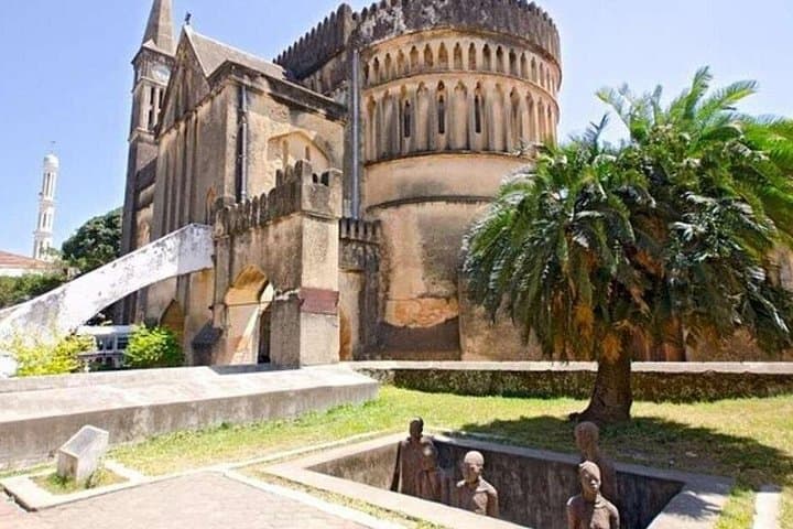 Stone Town Walking Tour with Prison Island & Giant Tortoises (Half-Day)