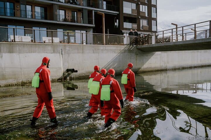 Urban Arctic Floating in Tromsø Harbor: 2-Hour Immersion Suit Experience