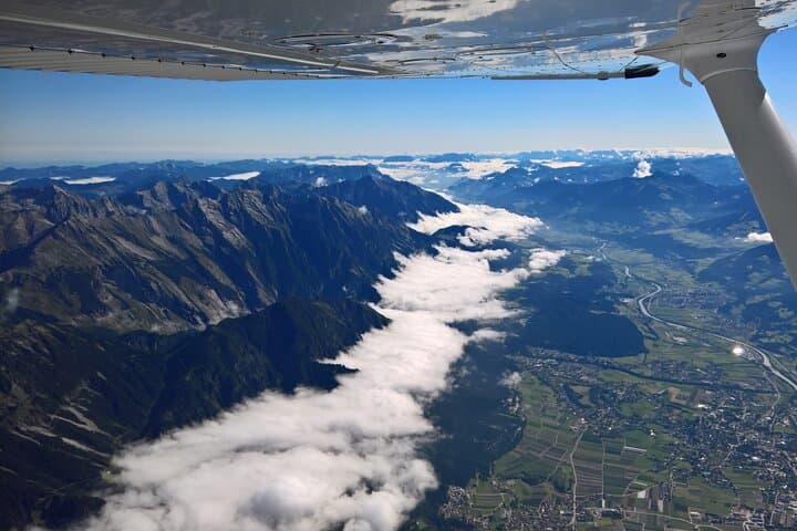 Private Sightseeing Flight Around Munich: Aerial Tour Over Bavaria photo 5