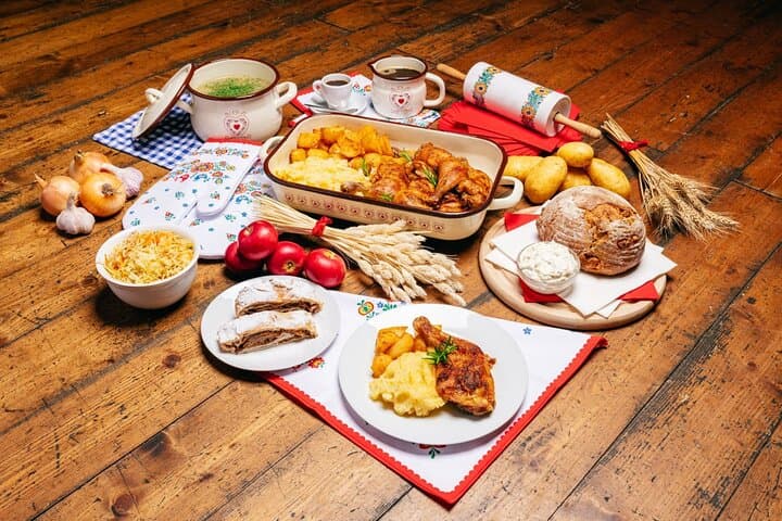 Prague Folklore Dinner Show with Private Hotel Transfer and 4-Course Meal photo 5