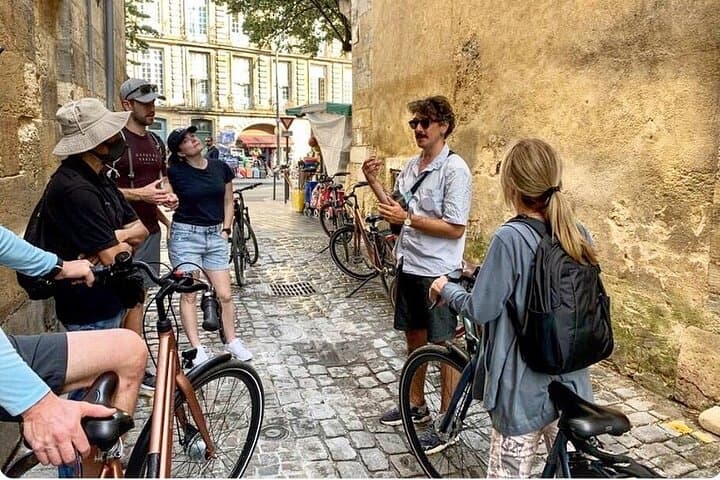 Best of Bordeaux E-Bike Tour with Pétanque, Wine & Appetizers photo 4