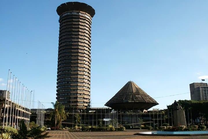 Nairobi City Tour: 3-Hour Walking Route to KICC, Railway Museum & August 7th Memorial