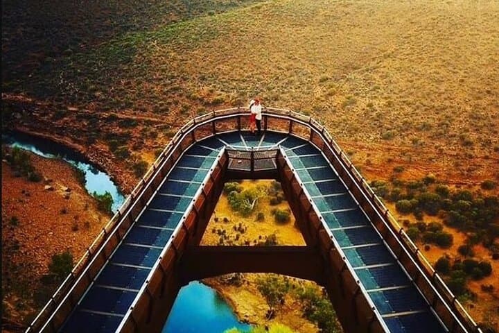 2-Day Kalbarri & Pink Lake Tour from Perth: Pinnacles, Sand Dunes & Nature's Window photo 5