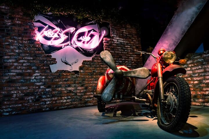 Batman Escape Game Paris — Welcome to Gotham City Escape Room Experience photo 5