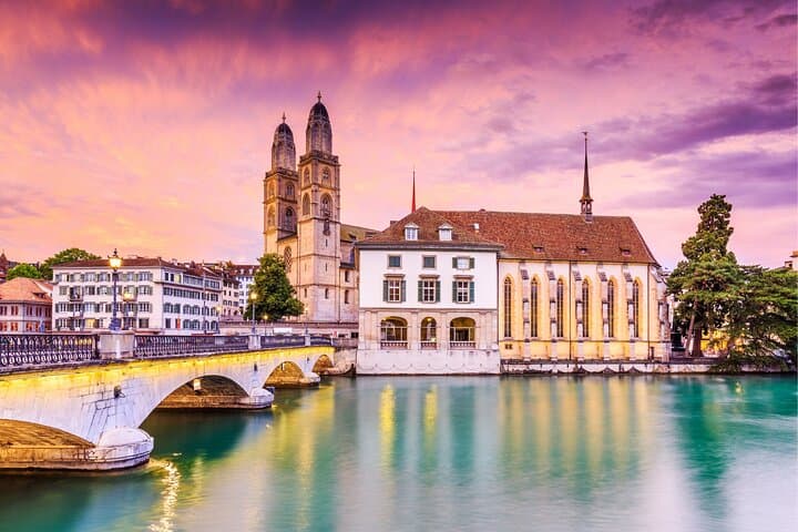 Zurich Scavenger Hunt: Self-Guided Highlights Walking Tour photo 2