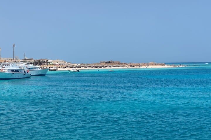 Hurghada Hula Hula Island Full-Day Luxury Boat Snorkeling Trip photo 4