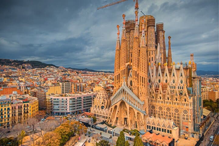 Barcelona Scavenger Hunt: Self-Guided Highlights Tour of the Gothic Quarter and Waterfront photo 4