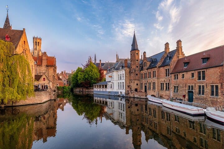 Bruges Scavenger Hunt Self-Guided Audio Tour: Best Landmarks & Hidden Gems photo 5