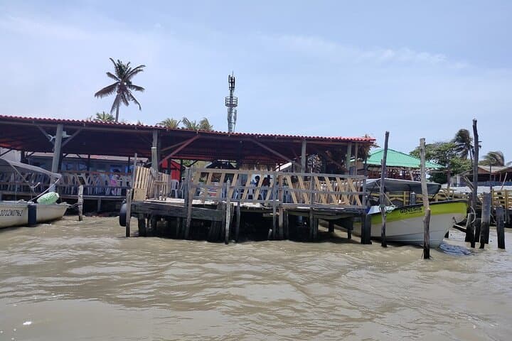 Bocas de Cenizas: Magdalena River to Caribbean Boat and Motorcycle Tour photo 5