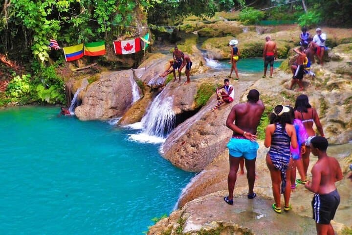Blue Hole and Dunn's River Falls Combo Tour — Ocho Rios Waterfall Adventure photo 6
