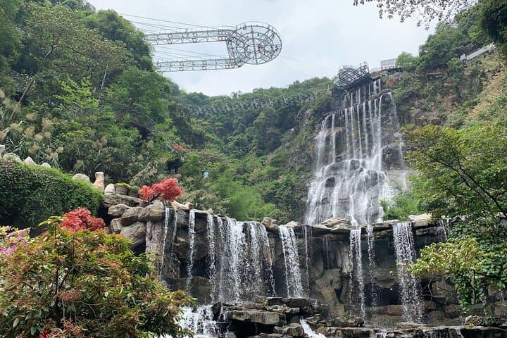 Gulong Canyon Glass Bridge & Jinlong Cave Day Tour from Guangzhou