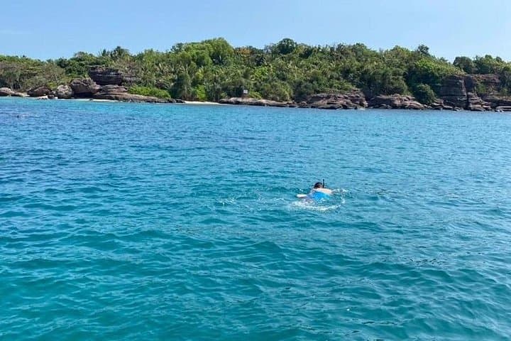 Phu Quoc Cable Car and 3-Island Snorkel Boat Tour (Full-Day) photo 3