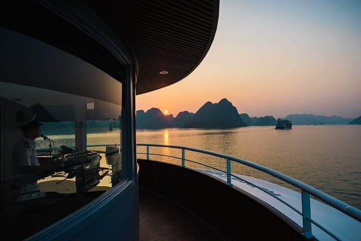 Lan Ha Bay Catamaran Cruise from Cat Ba Island — Afternoon Luxury Day Tour photo 3