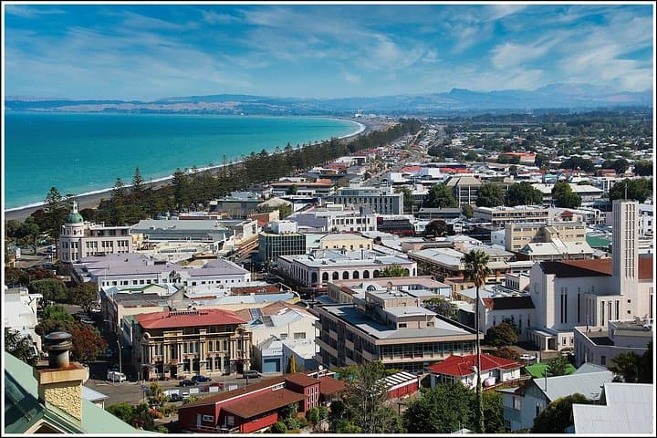 Napier Art Deco Scenic Tour to Te Mata Peak with Winery Tasting photo 3
