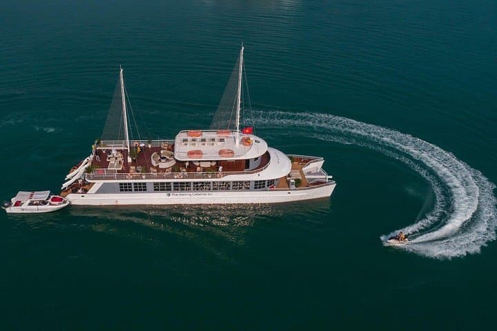 Luxury Catamaran Day Cruise and Kayaking in Lan Ha Bay from Hanoi photo 1