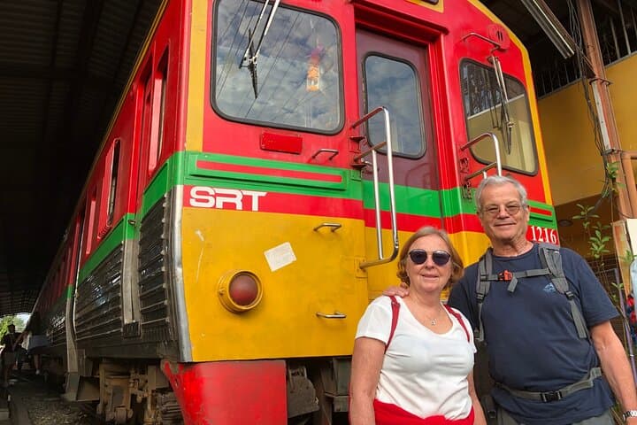 Amphawa & Mae Klong Markets: Firefly Boat Ride and Night Market Tour photo 4