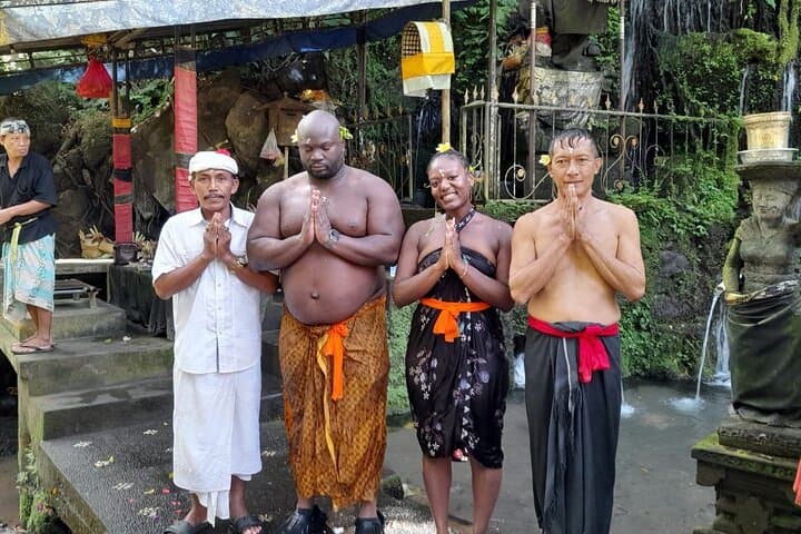 Private Bali Culinary & Water-Blessing Tour: Full-Day Cultural Immersion in Bangli photo 2