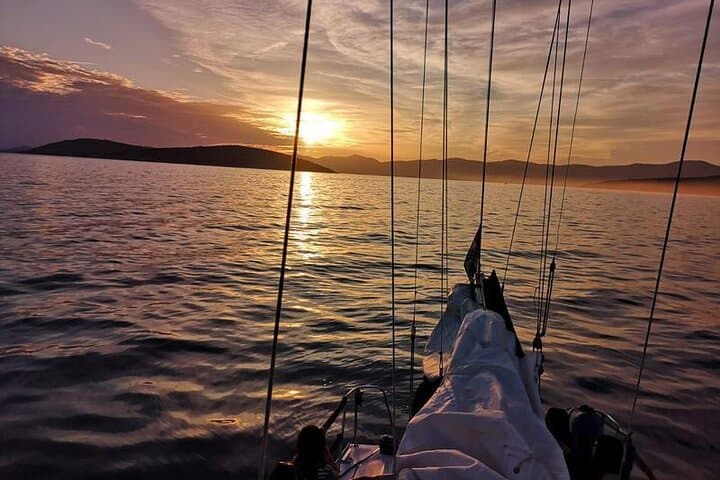 Sunset Sailing in Split: Evening Cruise Past Diocletian’s Palace photo 3