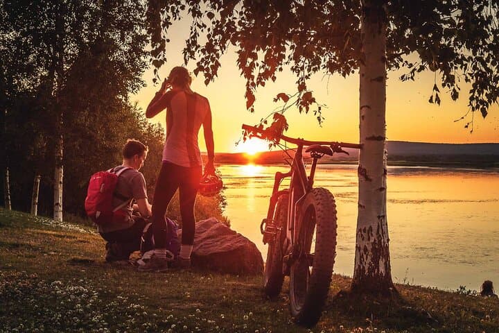 E-Bike Rovaniemi: Parks and Riversides City Ride