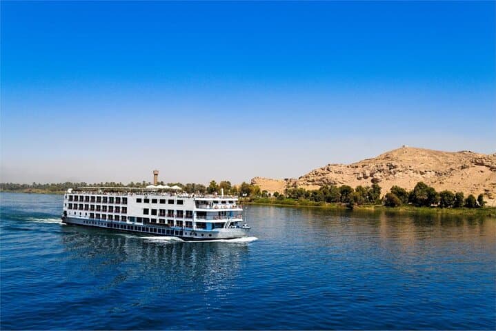 5-Day Luxor to Aswan Nile Cruise with Hot Air Balloon & Abu Simbel Excursion photo 4