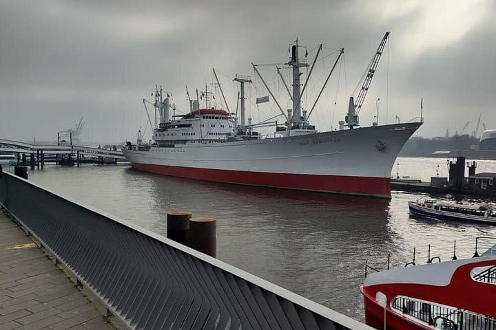 Self-Guided Port History Walk: Hamburg Harbour, Elbe Tunnel & Elbphilharmonie photo 3