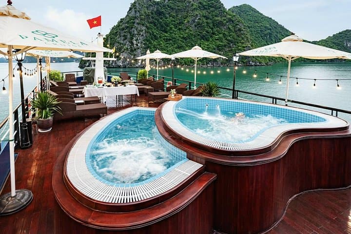 Pamela Halong 5-Star Day Cruise: Jacuzzi, Buffet Lunch & Halong Bay Highlights photo 2