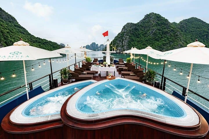 Pamela Halong 5-Star Day Cruise: Jacuzzi, Buffet Lunch & Halong Bay Highlights photo 1