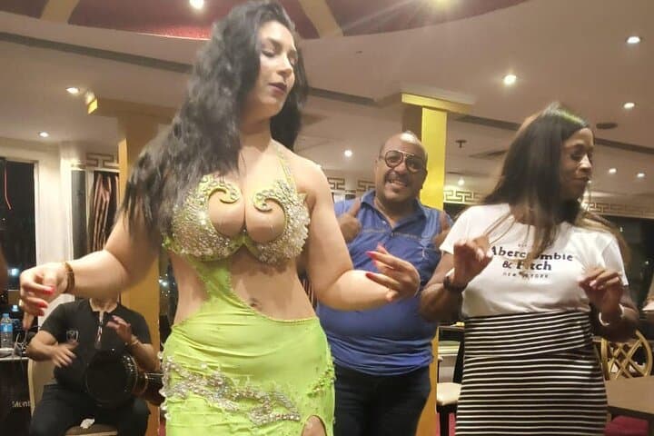 Nile Dinner Cruise in Cairo with Belly Dancer & Tanoura Show photo 5