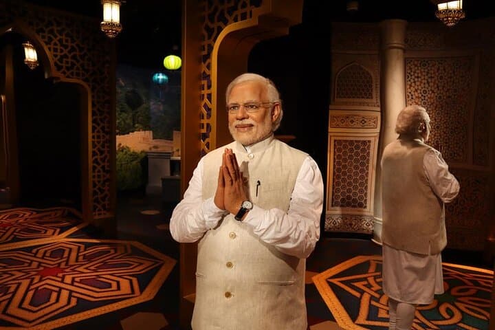 Ain Dubai & Madame Tussauds: Bluewaters Island Ferris Wheel and Wax Museum Combo Ticket photo 3