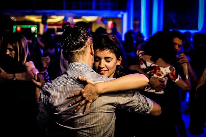 Private Tango Lesson in Buenos Aires — Learn Argentine Tango in an Hour