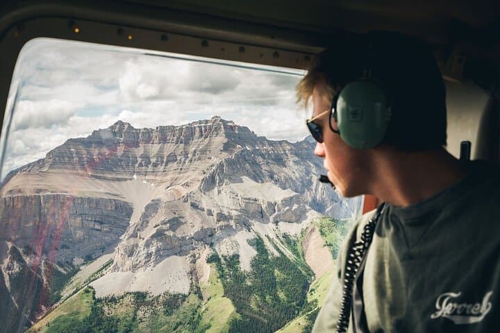 Lake Minnewanka Helicopter Tour: 30-Minute Scenic Flight Over Banff photo 5