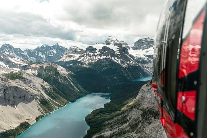 Mt Assiniboine Glacier Helicopter Tour — 45–60 Min Scenic Flight from Banff