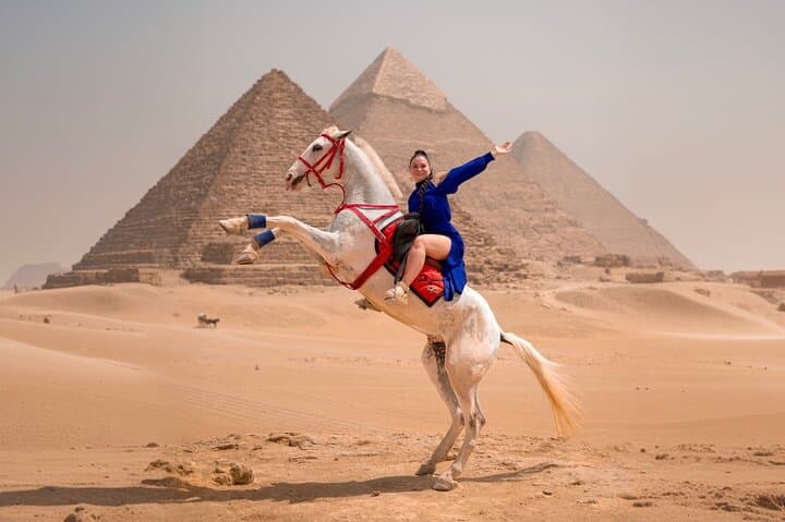 Giza Pyramids Photoshoot and Camel Tour — Jumping Horse & Sphinx Shots