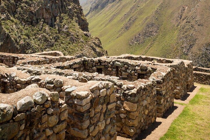Classic Inca Trail to Machu Picchu: 4-Day Trek from Cusco photo 4