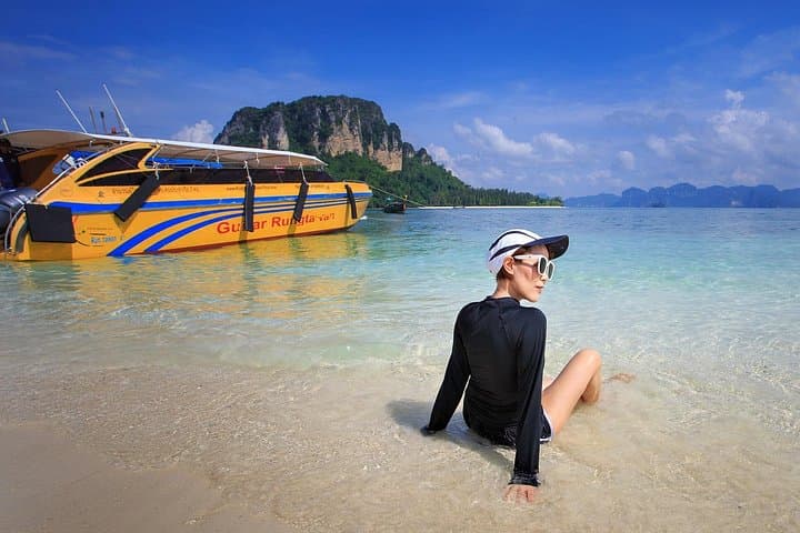 Krabi Premium 4-Islands Speedboat Tour: Poda, Chicken, Tup & Phra Nang photo 2