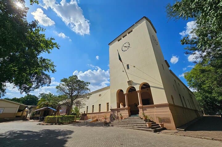 Livingstone Town Guided Walking Tour: History, Markets & Colonial Heritage