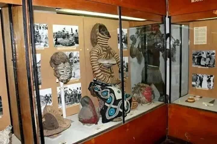 Livingstone Town Guided Walking Tour: History, Markets & Colonial Heritage photo 3