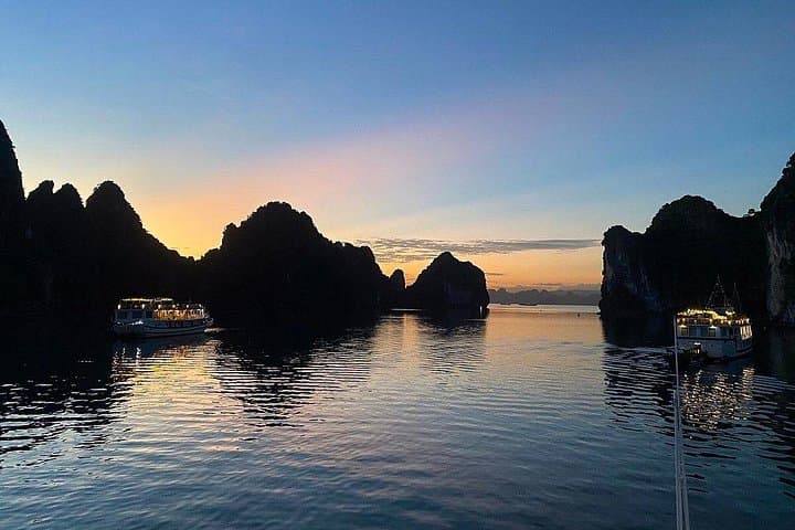 Lan Ha Bay 2D1N Cruise: Kayak, BBQ & Viet Hai Village Escape photo 2