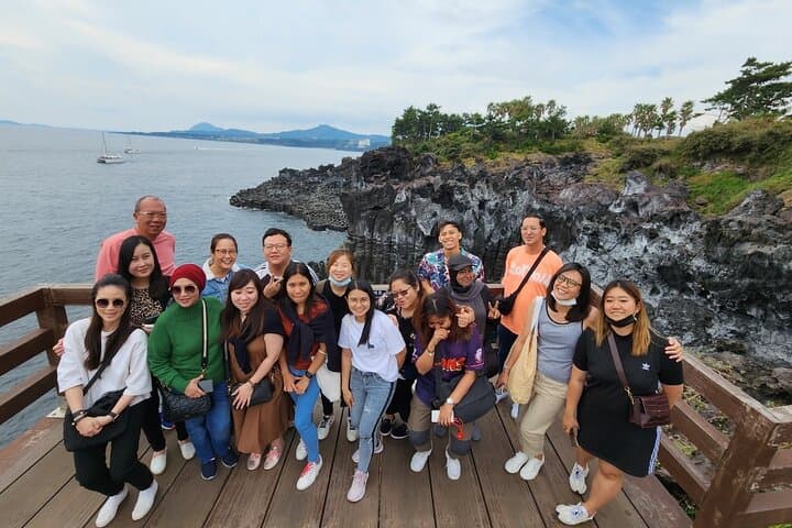 Exploring Jeju Island in 2 Days: A Private Tour of Nature, Culture, and Geology photo 2
