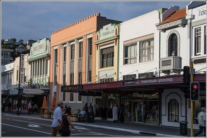 Half-Day Hawke's Bay Premium Winery Tour — Napier Art Deco & Tastings photo 1